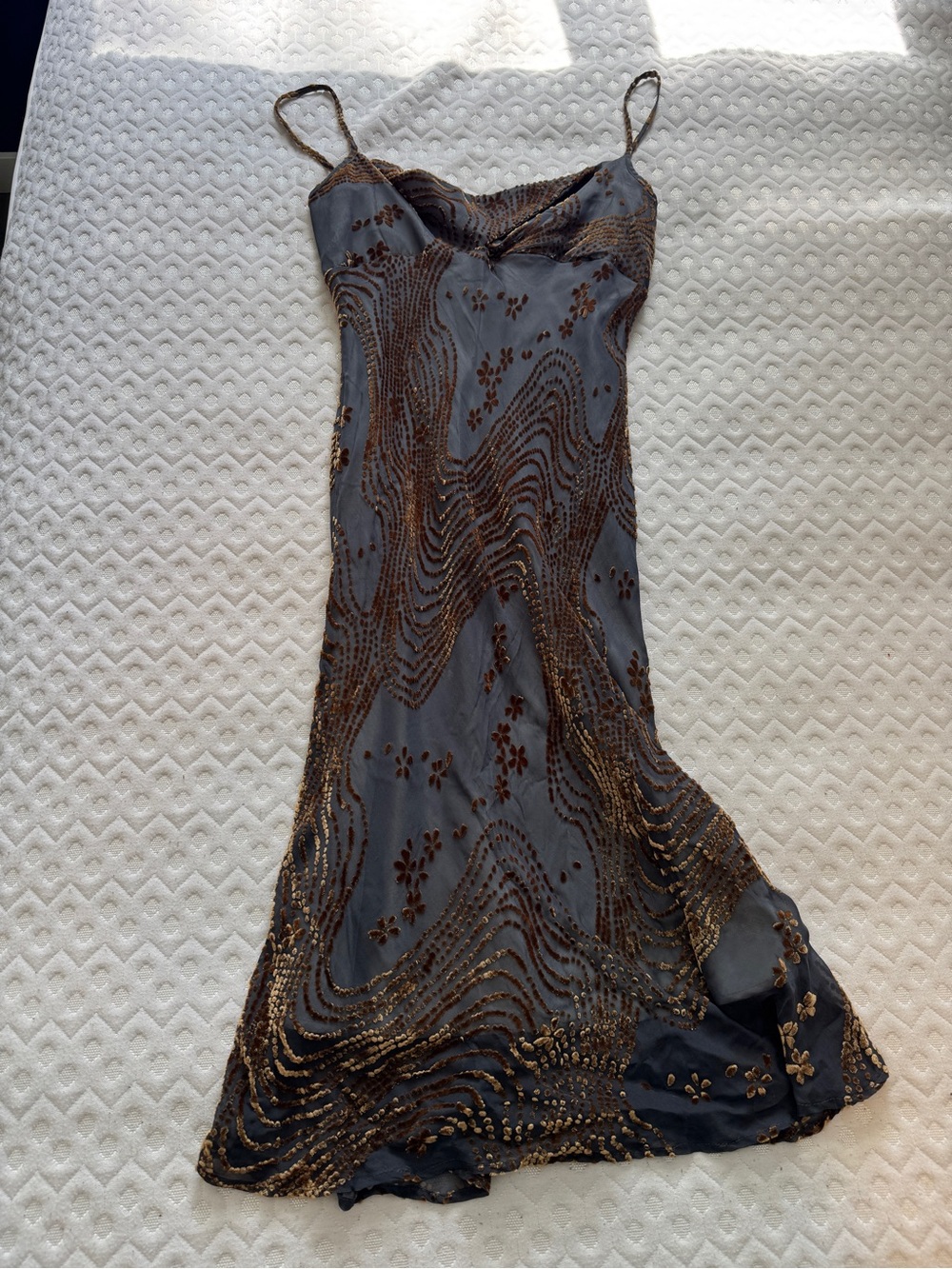 Vintage 90s ‘Events Australia’ Velvet Devoré Slip Dress - Picture 7 of 9